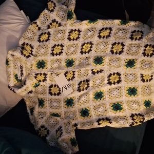 Zara yellow white and green crocheted cotton and acrylic button up Mens Large